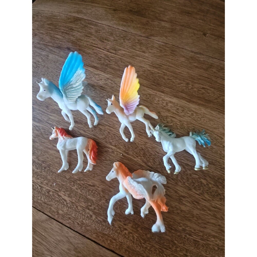 Winged horses, Pegasus-like and Unicorn lot of 5, Multicolor Orange Yellow Blue